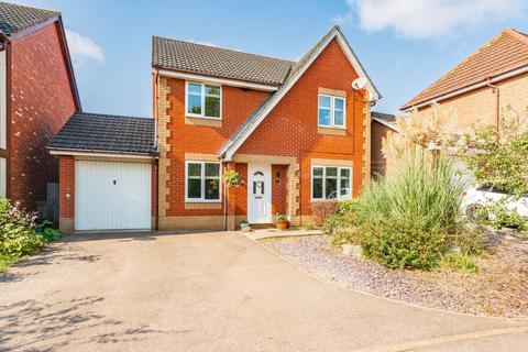 4 bedroom detached house for sale, Lenthall Close, Norwich