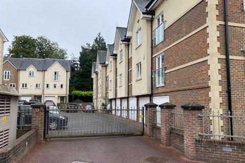 2 bedroom flat for sale, 14 Regency Mews, Queens Road, Haywards Heath, West Sussex, RH16 1QL