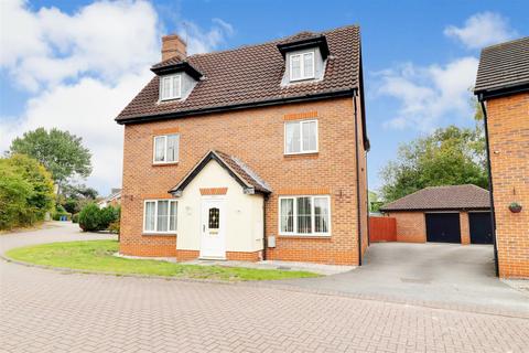 5 bedroom detached house for sale, Rye Crescent, Brough