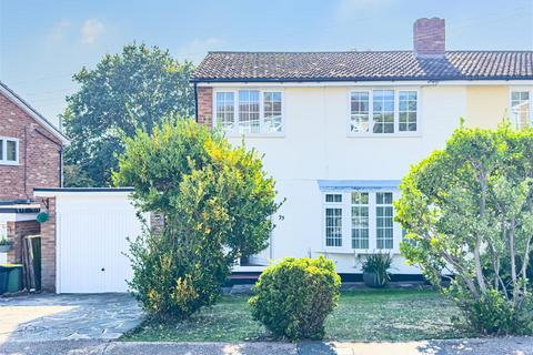 33 Southview Close, Rayleigh, SS6 7LX