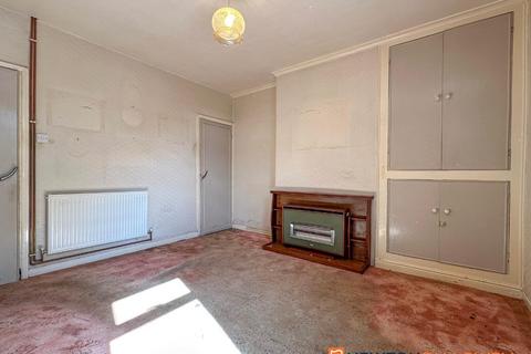 3 bedroom terraced house for sale, Grove Street, Balderton NG24