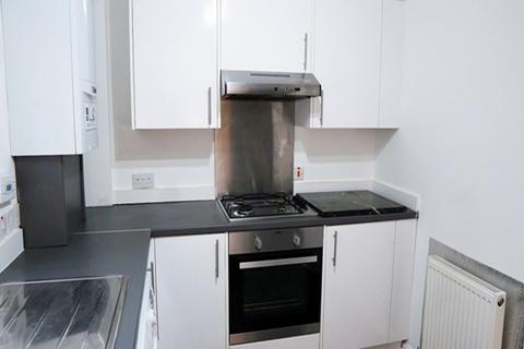 1 bedroom flat to rent, Kennet Square, Mitcham, London