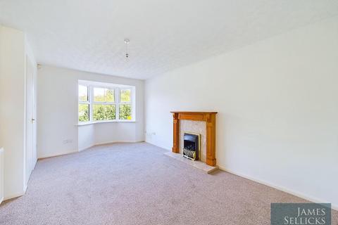 3 bedroom semi-detached house for sale, Rivets Meadow Close, Thorpe Astley, Leicester