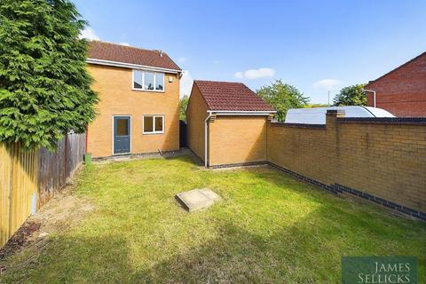 3 bedroom semi-detached house for sale, Rivets Meadow Close, Thorpe Astley, Leicester