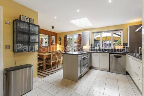 4 bedroom terraced house for sale, Clinton Road, Harringay, London, N15