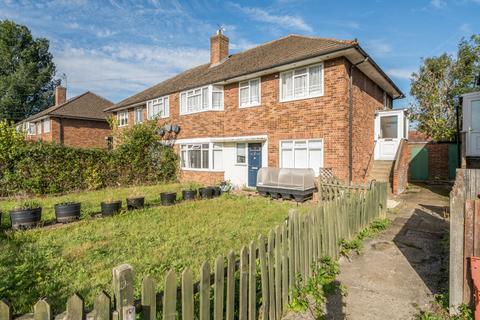 2 bedroom maisonette for sale, Newbury Way, Northolt, Middlesex