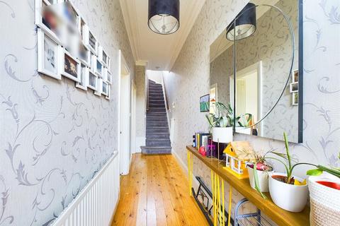 5 bedroom terraced house for sale, Sleningford Terrace, Bingley, , BD16