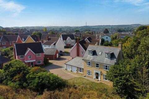 5 bedroom detached house for sale, Hereford Drive, Claydon IP6