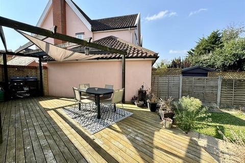 29 Hereford Drive, Claydon, Ipswich, IP6 0BF