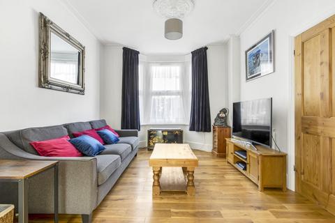 3 bedroom house for sale, Lopen Road, London, N18