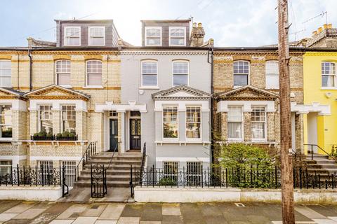 3 bedroom terraced house to rent, Chesson Road, W14