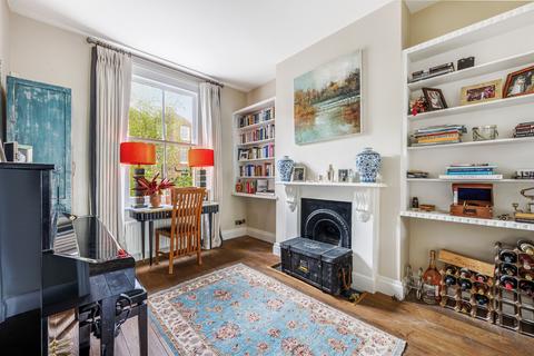 3 bedroom terraced house to rent, Chesson Road, W14