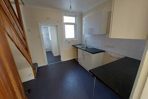 2 bedroom terraced house for sale, Stamford Street East, Leeman Road, York YO26