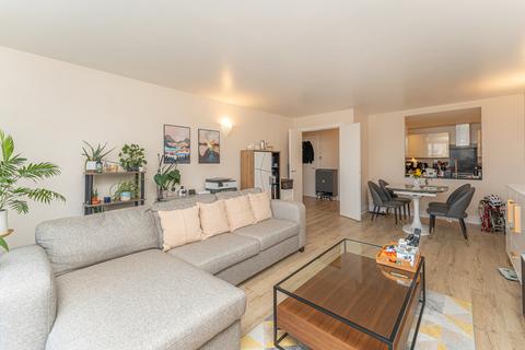 2 bedroom flat for sale, Vanguard Building, Canary Wharf E14