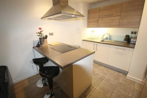 1 bedroom flat for sale, Vellum Court, Hillyfield, Walthamstow, E17