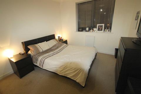 1 bedroom flat for sale, Vellum Court, Hillyfield, Walthamstow, E17