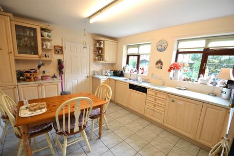 4 bedroom detached house for sale, Astley, Shrewsbury