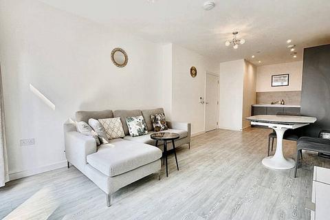 1 bedroom apartment for sale, Chamberlain Court, Shipbuilding Way, London E13