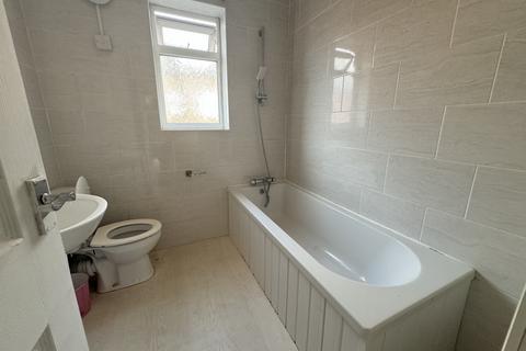 4 bedroom terraced house for sale, Bellbrooke Place, Leeds, West Yorkshire, LS9