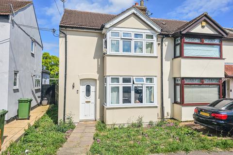 3 bedroom semi-detached house for sale, Birch Road, Romford, RM7