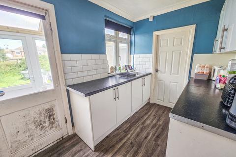 3 bedroom semi-detached house for sale, Birch Road, Romford, RM7