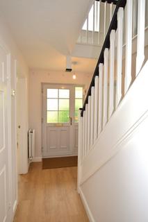 4 bedroom detached house to rent, Woodpecker Crescent, Burgess Hill RH15