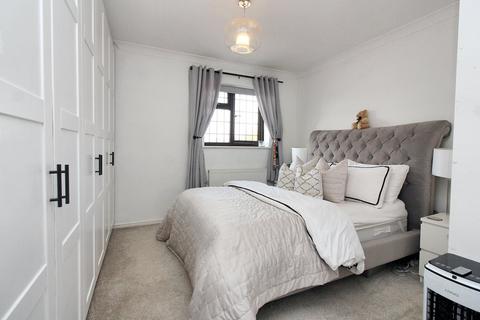 29 Astral Close, Lower Stondon, Henlow, SG16 6EL
