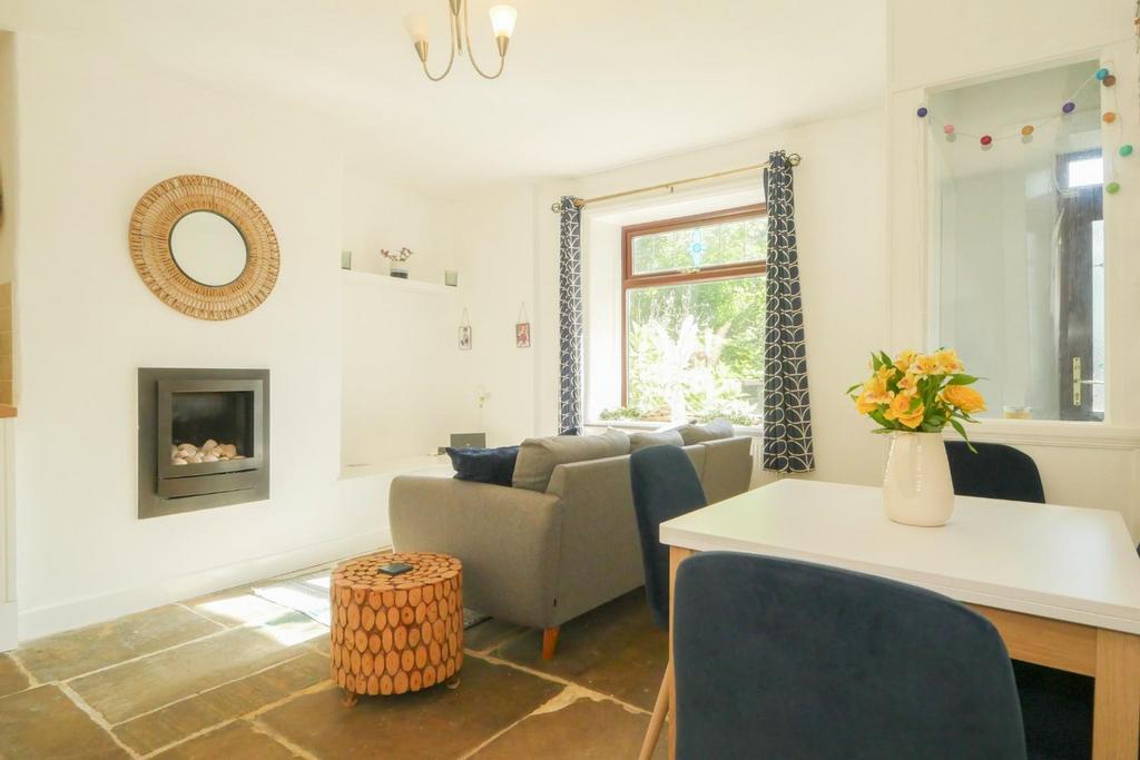 Living room/kitchen