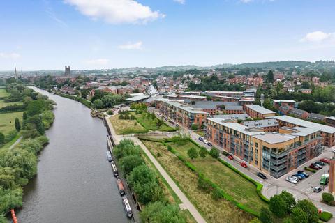 2 bedroom apartment for sale, Apartment 5, Aston Court, Basin Road, Diglis, Worcester.  WR5 3FR