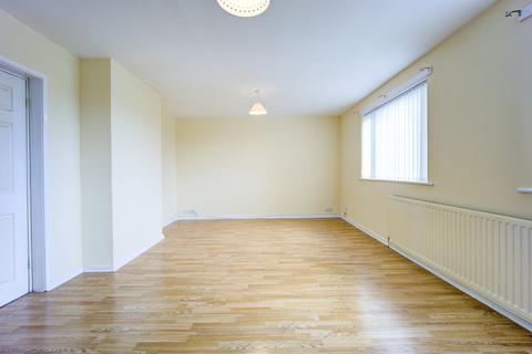 3 bedroom flat to rent, Buttermere Road, North Shields, Tyne & Wear