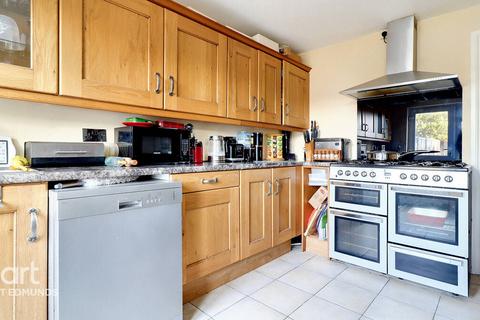 2 bedroom end of terrace house for sale, St Olaves Road, Bury St Edmunds