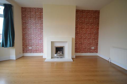 2 bedroom flat to rent, Mitford Gardens, Wideopen NE13