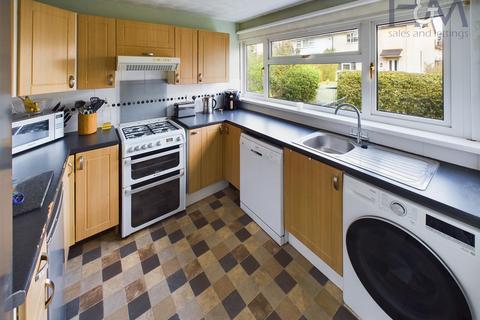 82 Bronte Paths, Stevenage, SG2 0PJ