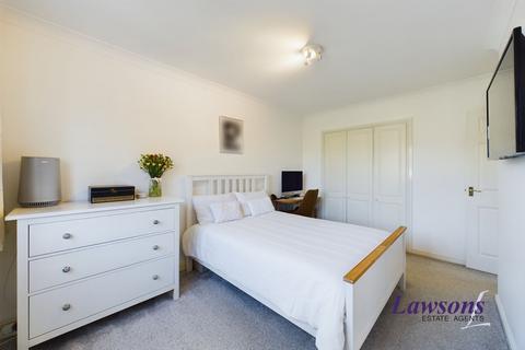 17 Comfrey Way, Thetford, IP24 2UU