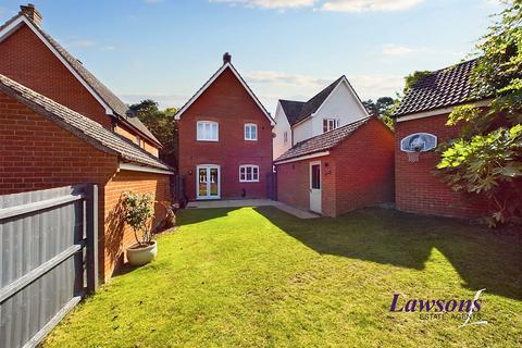 17 Comfrey Way, Thetford, IP24 2UU