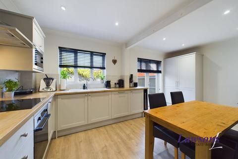 17 Comfrey Way, Thetford, IP24 2UU