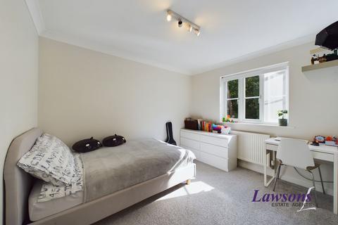 17 Comfrey Way, Thetford, IP24 2UU