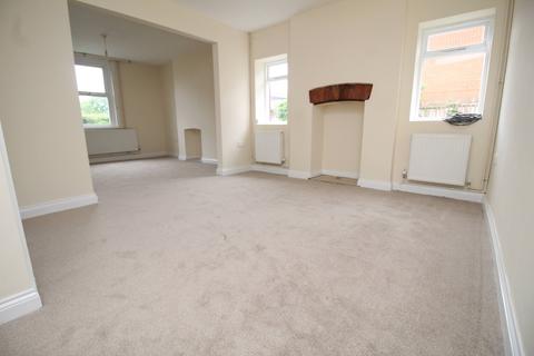 3 bedroom end of terrace house for sale, Newport Road, Caldicot, Chepstow, Monmouthshire, NP26