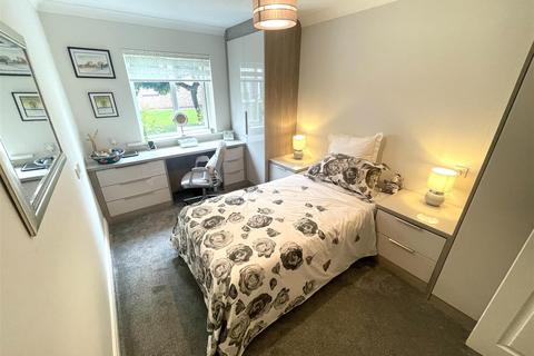 1 bedroom apartment for sale, Victoria Road, Wilmslow