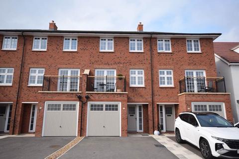 4 bedroom townhouse to rent, Gilder Way, Little Sutton, Ellesmere Port