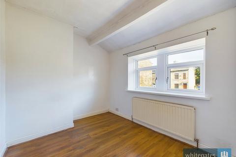 12 Ebenezer Place, Bradford, BD7 3DZ