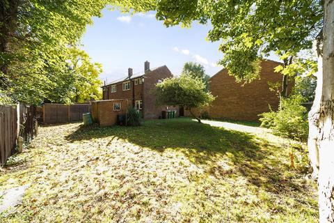 2 bedroom semi-detached house for sale, Ellenborough Road, Sidcup