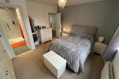 41 Cedar Wood Drive, Tonyrefail, Porth, CF39 8JB