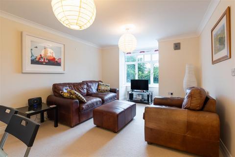 2 bedroom apartment for sale, Bread And Meat Close, Warwick