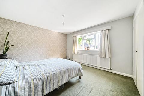Highfield House Highfield Crescent, Hindhead, GU26 6TG