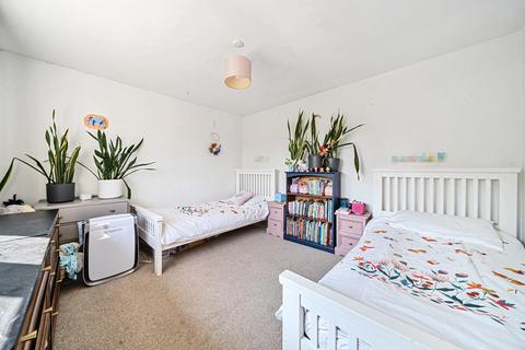 Highfield House Highfield Crescent, Hindhead, GU26 6TG