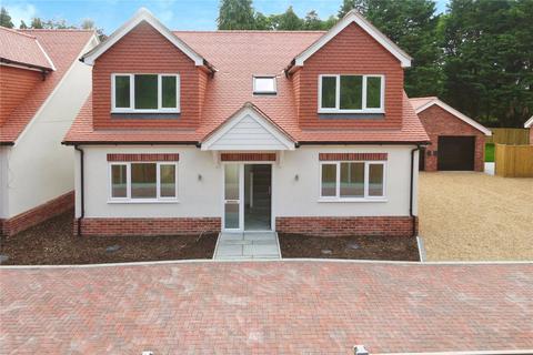 4 bedroom detached house for sale, Nags Head Lane, Brentwood, Essex, CM14