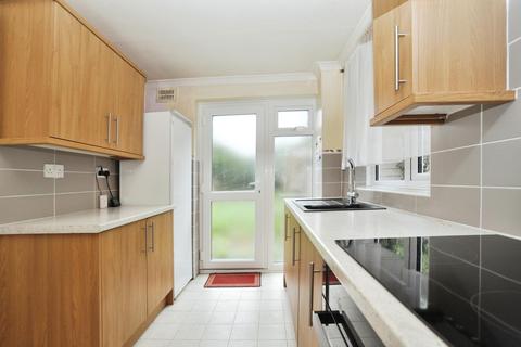 3 bedroom semi-detached house for sale, Westbury Close, Hitchin