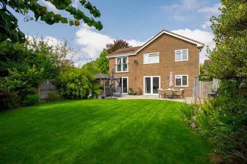 4 bedroom detached house for sale, James Close, Lyminge, Folkestone, CT18