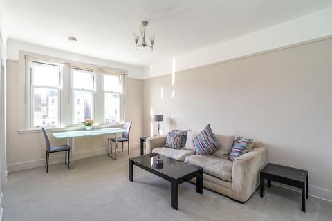 3 bedroom flat for sale, 45/1 Learmonth Grove, Comely Bank, Edinburgh, EH4 1BX